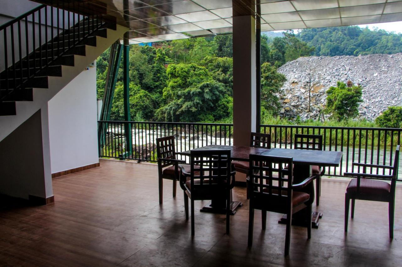 Adventure Base Camp Hotel Kitulgala Ngoại thất bức ảnh